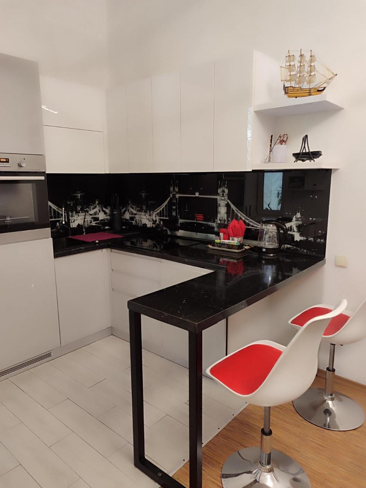 London Apartment, Odessa Eksteriør bilde